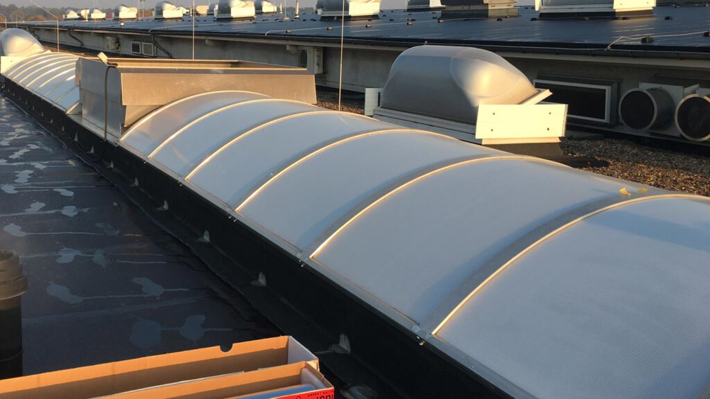 Sonnenschutz bei Oberlichtern
